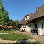 Levendulakert Apartmanhaz * Siofok