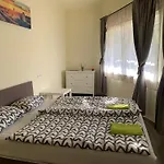 Levendulakert Apartmanhaz Siofok