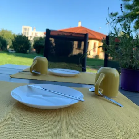 Levendulakert Apartmanhaz שיופוק