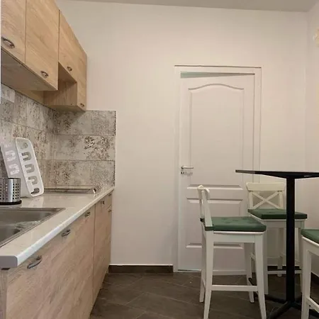 Levendulakert Apartmanhaz 公寓 *