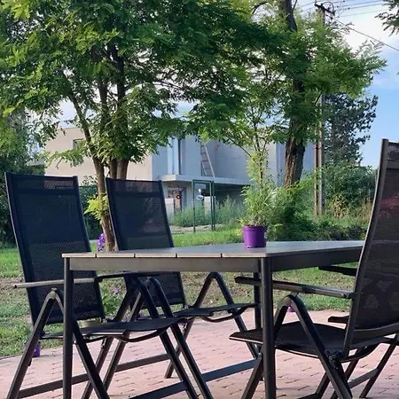 Levendulakert Apartmanhaz 公寓 *