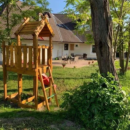 Levendulakert Apartmanhaz Διαμέρισμα