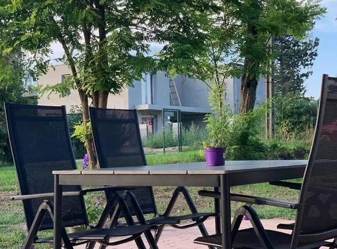 Levendulakert Apartmanhaz Daire *