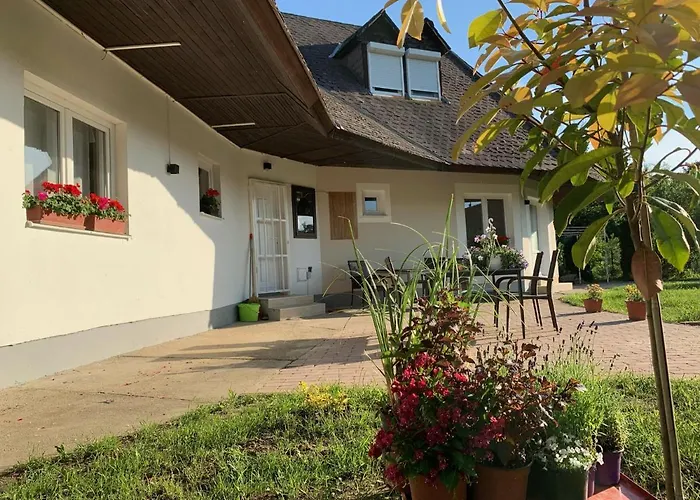 Levendulakert Apartmanhaz Siofok