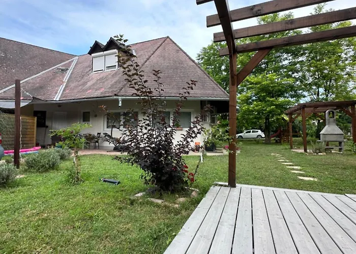 Levendulakert Apartmanhaz Διαμέρισμα Σίοφοκ