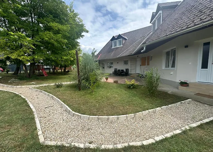 Daire Levendulakert Apartmanhaz